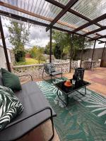 Harrys Home - Contractors & Business professionals - 2 Parking spaces - 4 Large Bedrooms & 2 Bathrooms - Pool table - Table Tennis - Darts - Games console - near NEC - Chambres d'hôtes Wyken