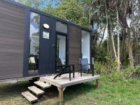The Dacious by Tiny Away - Bed and Breakfast