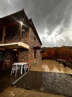 Nia's Farm - Bed and Breakfast Librazhd