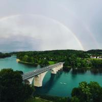 Beautiful view on the river Aare - B&B