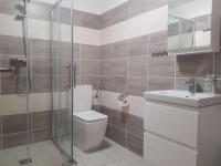Double or Twin Room with Bathroom