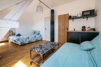 Les Appart'Hôtels Du Calaisis - 202 - Hyper centre & Proche plage - B&B