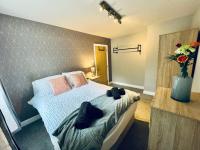 New Road Apartment - 2 Bedroom - B&B