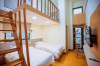 Quadruple Room with Private Bathroom