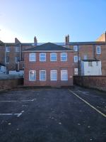 Quiet Location near the Docks secure parking x2 - Bed and Breakfast