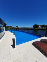 Peuma Huapi - Vista Al Lago Dina Huapi Bariloche - B&B Dina Huapi