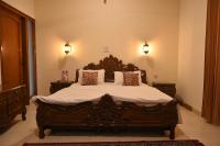 King Room with Garden View