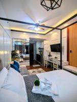 AIR RESIDENCES Makati Netflix plus 200 mbps digital door lock - Ferienwohnung Manila
