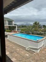 Habitación con vistas a la piscina - 1 cama grande