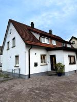 Modernes Ferienhaus Böblingen, bis 8 Personen - Ferienwohnung