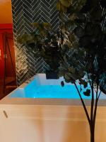 La Suite Marrakech, Balneo et Parking - Bed and Breakfast