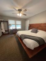 Standard Zimmer mit Kingsize-Bett