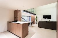 Four-Bedroom Luxury Apartment