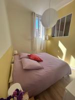 L'etage-30m2 au coeur d'un immeuble haussmannien - B&B Sète