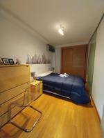 Pleno centro, 5 minutos Casco Vello, 400 metros estación AVE - B&B
