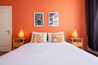 High-Ceiling Three-Bedroom Central Apartment - B&B Istanbul