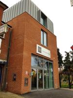 Exclusive Student Only Modern Studios in the Heart of Londons Academic and Cultural Hub - B&B