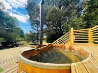 Cabañas y Tinajas Montecarlos 3 - B&B Castro