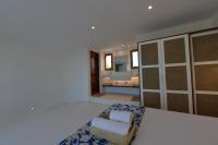 Deluxe Studio
