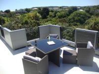 Skyline Apartments - Upper Apartment - Bed and Breakfast Raglan
