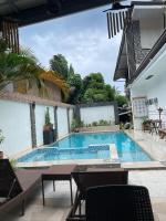 St. John Island View Pensionne - B&B El Nido