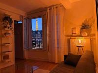 Le Point d'Eiffel - Au Cœur de Grenelle - B&B