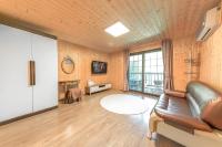 Studio 4