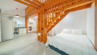 Studio 12