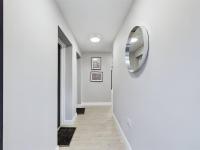 Sleek 2-Bedroom Stay in Belfast - Bed and Breakfast