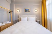 Three-Bedroom Deluxe Apartment