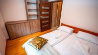 One-Bedroom Apartment with Paid Garage
