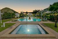 Resort Style Holiday Unit - B&B