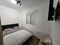 Logement neuf Parking privé Direct RN4 Netflix - B&B