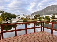 Relax on the Marina - B&B