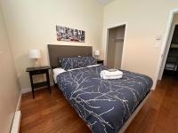 Family Friendly Downtown Loft with AC, Unit 5 - Ferienwohnung