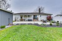 Wooster Family Home with Yard and Fire Pit! - B&B