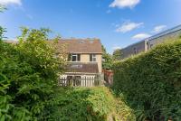 Stylish and Stunning 4 Bed in Bath - Parking and Garden - B&B
