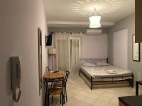 Cosy Central studio with easy parking - Ferienwohnung Lárisa