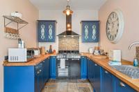 Cosy Home on the Waterfront Private Parking - B&B Looe