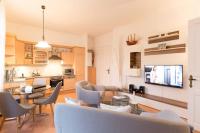 One-Bedroom Apartment with Balcony