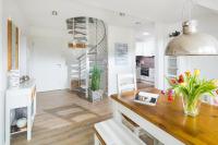 Apartment mit 2 Schlafzimmern und Balkon
