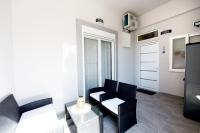 Square home - B&B