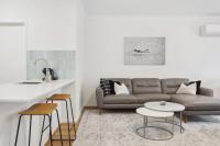 REGL20/11 - East Perth Escape - B&B Perth