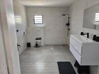 Flamingo Apartment - Regal Rentals Curacao - Bed and Breakfast Willemstad