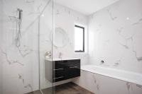 Brand New Delight Home at Throsby with 4 Bedrooms - B&B Hearson
