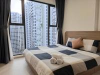 King Room with Pool View