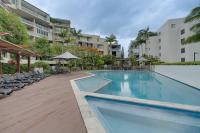 Private Rooftop Beachside 3-Bed Apt with Pool - B&B