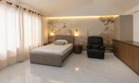 Kamer met Queensize Bed