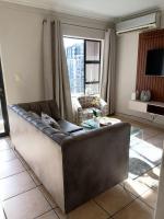 Sandton Serviced Apartments - Chambres d’hôtes