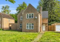 Elegant 3 Bedroom Detached House By Your Lettings Short Lets & Serviced Accommodation Peterborough With Free WiFi & Parking - B&B
